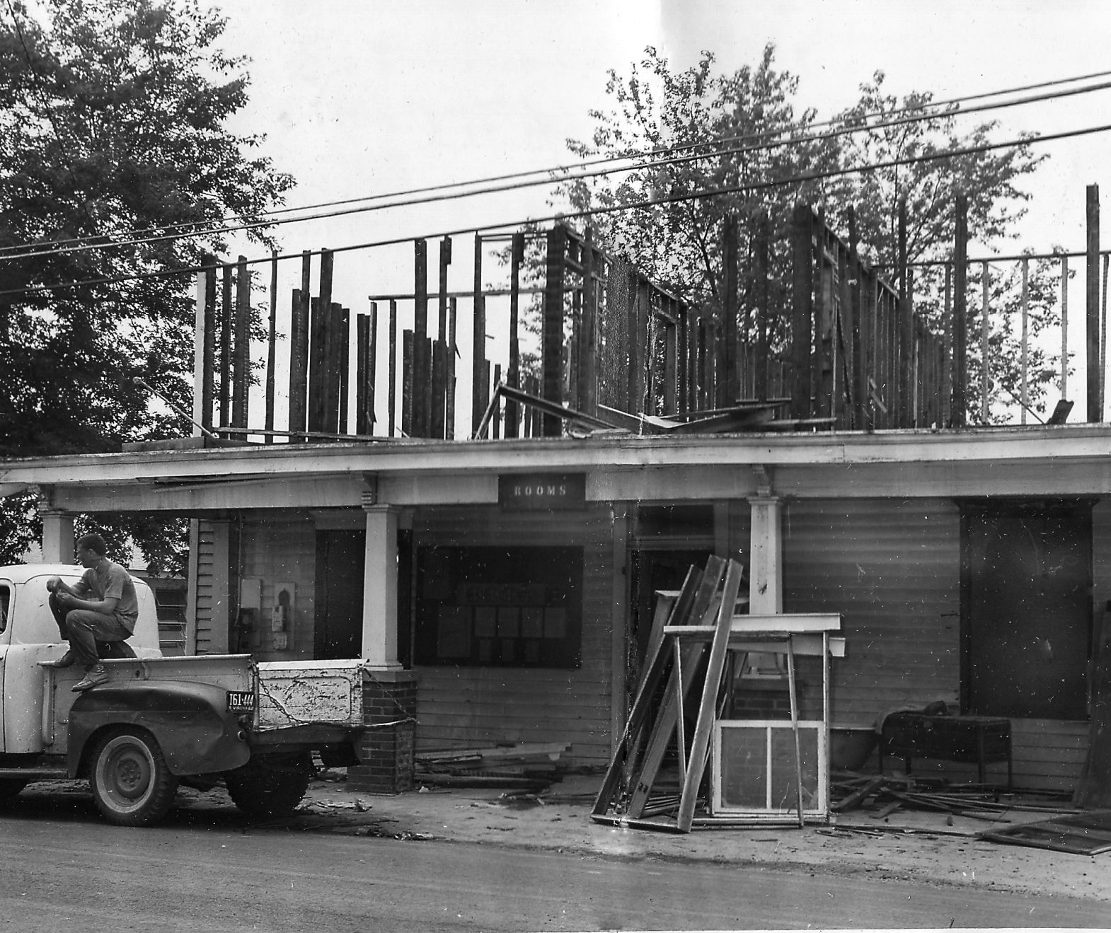 1962-02-20 Belmont Hotel